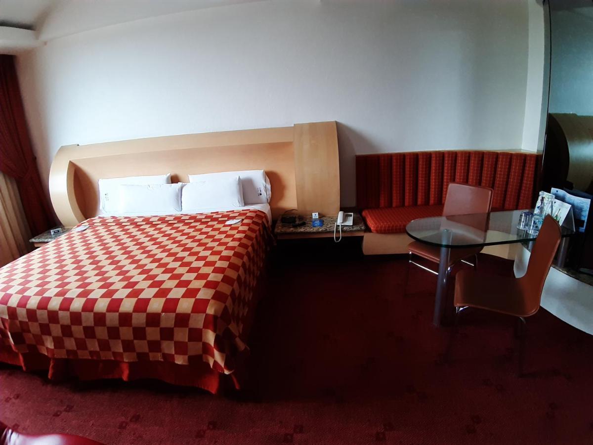 Auto Hotel Legaria Meksika Dış mekan fotoğraf