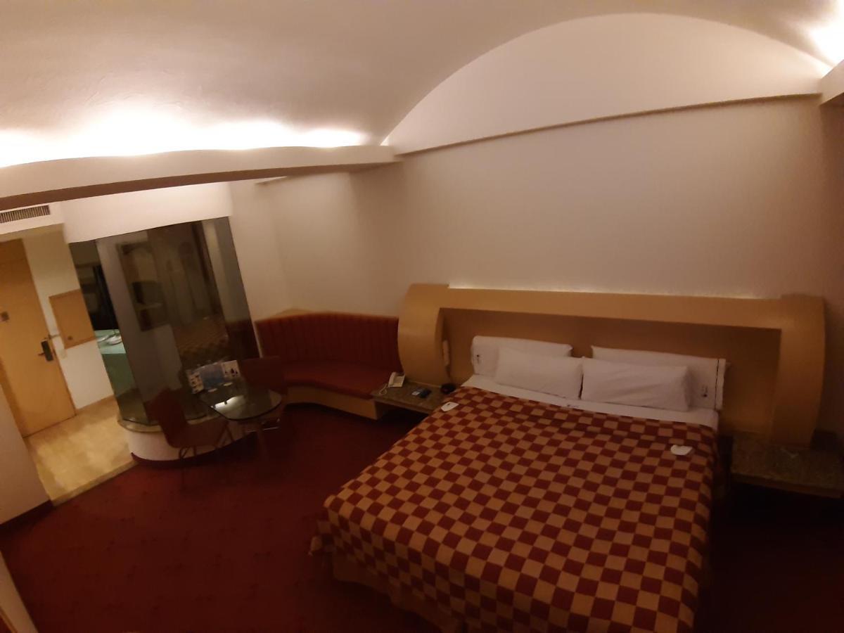 Auto Hotel Legaria Meksika Dış mekan fotoğraf