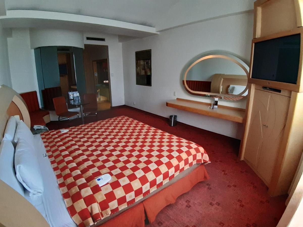 Auto Hotel Legaria Meksika Dış mekan fotoğraf
