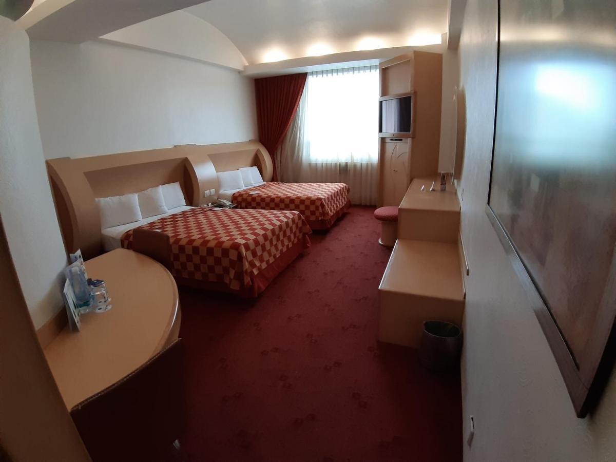 Auto Hotel Legaria Meksika Dış mekan fotoğraf